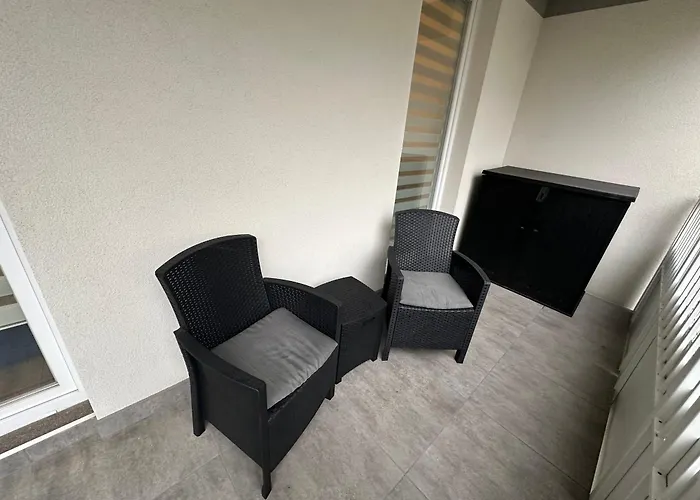 Cozy Apartment Near The Airport And Business Center Mokotow