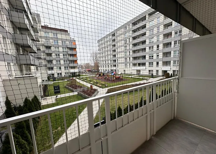 Cozy Apartment Near The Airport And Business Center Mokotow