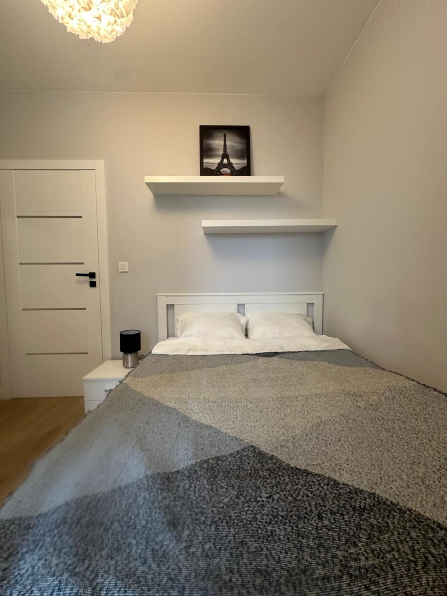 Cozy Near The Airport And Business Center Mokotow Apartment Warschau